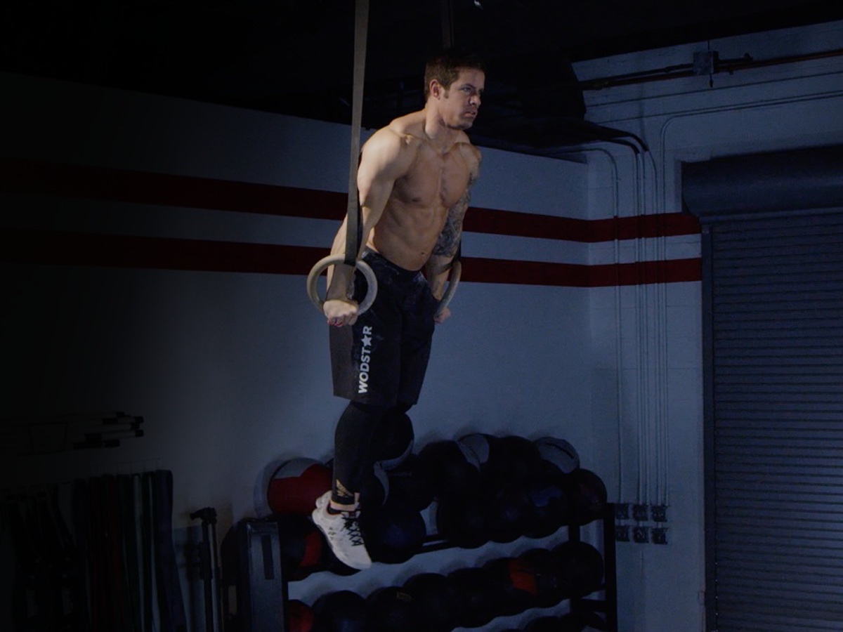 strict-muscle-up-pera